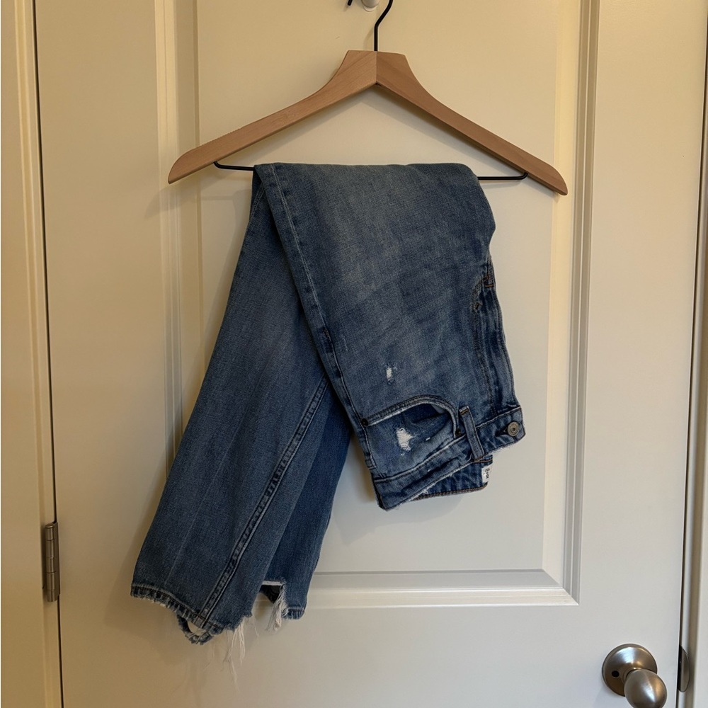 Abercrombie & Fitch distressed high rise jeans